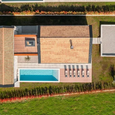 Oliba Villa *